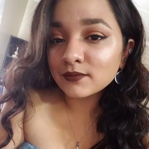 Meet your Posher, Ana laura